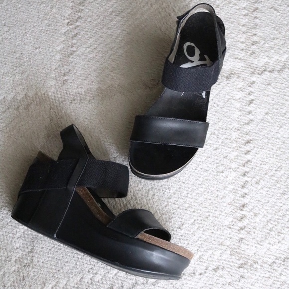 OTBT Shoes - OTBT Bushnell Platform Sandle